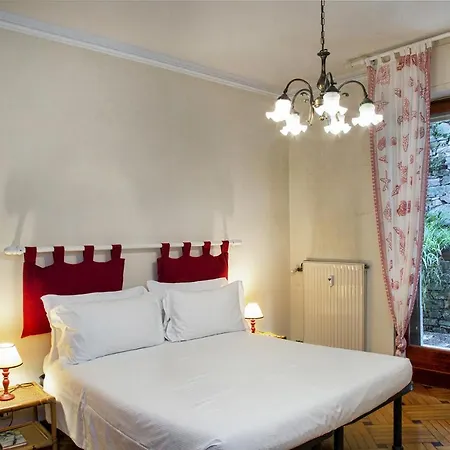 Relax In Giardino A Due Passi Dal Porto By Wonderful Italy דירה
