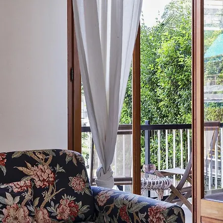 Relax In Giardino A Due Passi Dal Porto By Wonderful Italy